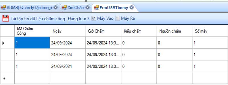Giao diện khi tải nhân viên và dữ liệu từ USB dòng máy AI, TM