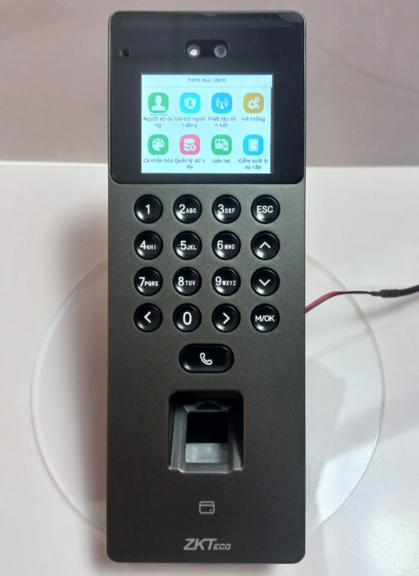 Máy chấm công khuôn măt SenseFace 2A Máy chấm công khuôn măt SenseFace 2A